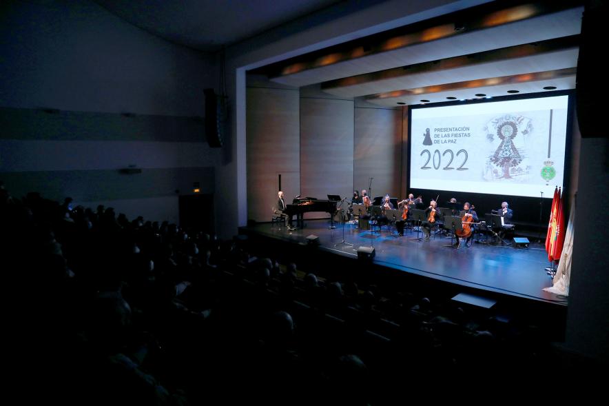 Presentación de las Fiestas Virgen de la Paz 2022 - Imagen de un momento de la actuación de la Orquesta de la Fundación Veinticuatro de Enero.
