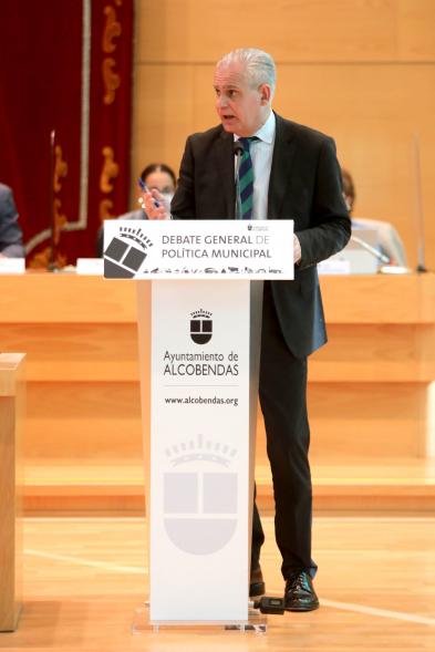 Concejal por VOX Fernando Montenegro durante el pleno 