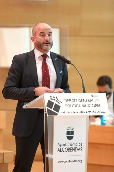 Concejal por PP Ramón Cubián durante el Debate del Estado de la Ciudad