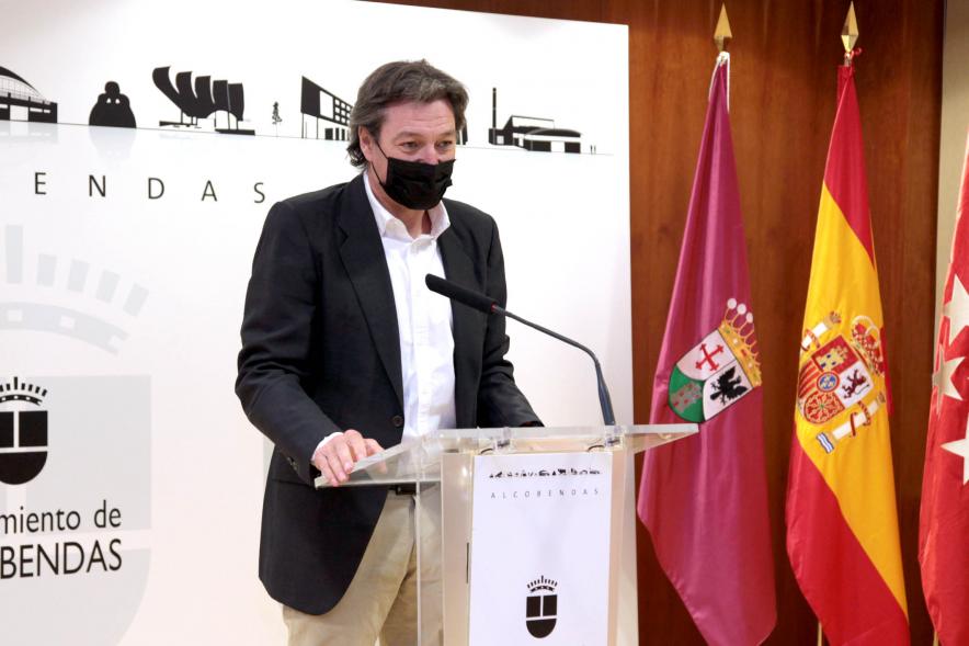  Presentación Campeonato de España Duatlón 2022 - Imagen de un momento de la intervención del presidente de la Federación Madrileña de Triatlón, Ramiro Lahera.