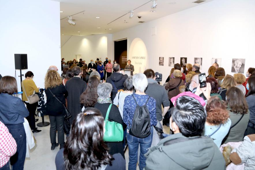  Inauguración Exposición "Tras el Telón" de Lorenzo Caprile -  Imagen panorámica del Centro de Arte, donde se celebra la exposición.