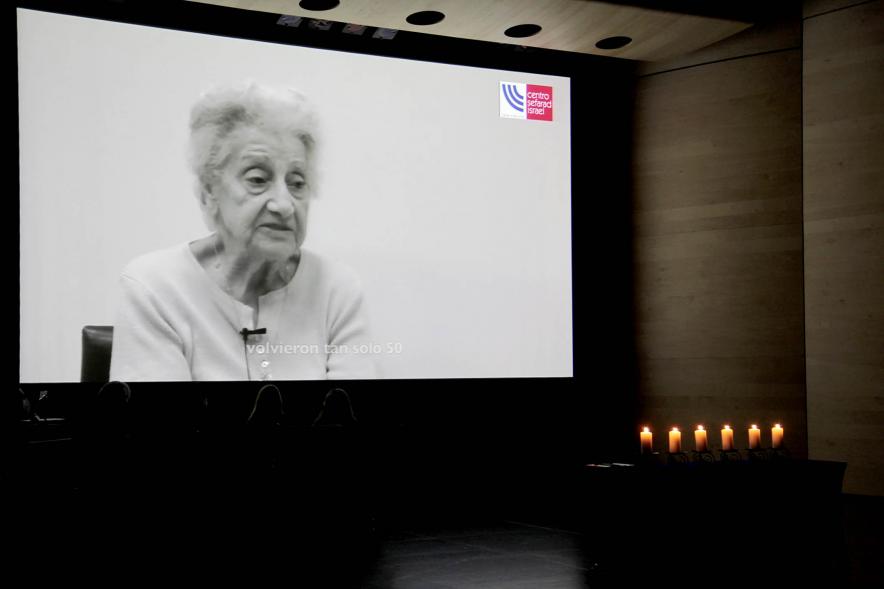 Acto Día de la Memoria del Holocausto 2022 - Imagen de Anette Cabelli, en una video conferencia.