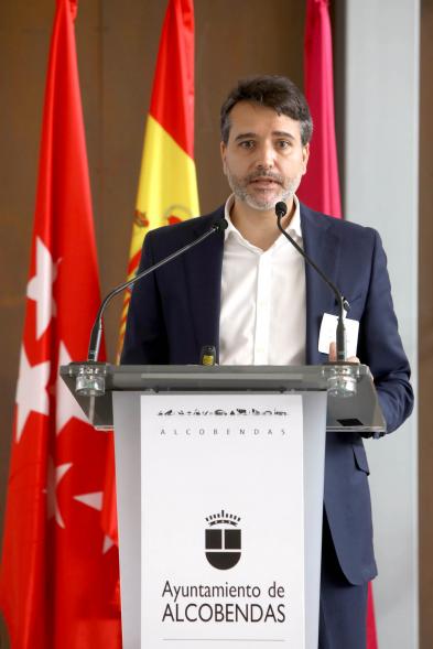  Bienvenida a Nuevas Empresas a Alcobendas -  Imagen de un momento del discurso del Secretario General de AICA, Luis Suárez de Lezo.
