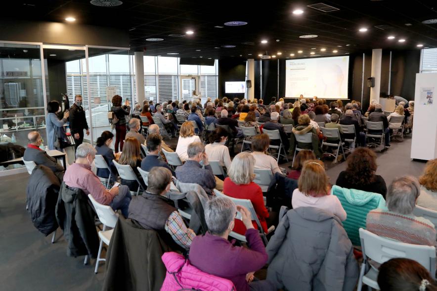  Miércoles en Abierto - Charla de Margarita del Val - Imagen panorámica del lugar donde se celebra la charla, el espacio Miguel Delibes.