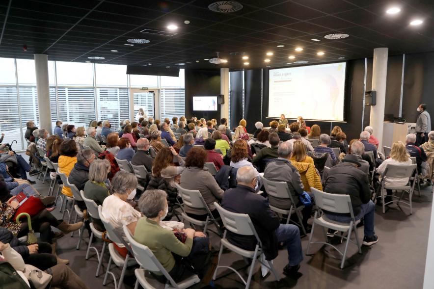   Miércoles en Abierto - Charla de Margarita del Val -  Imagen panorámica del lugar donde se celebra la charla, el espacio Miguel Delibes.