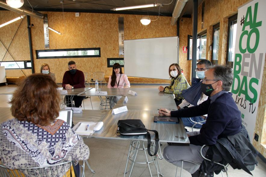 Pacto por la Ciencia -  Imagen panorámica de todos los asistentes a la reunión.
