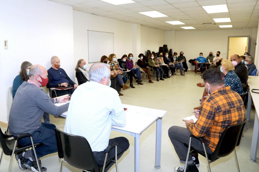 Foro de Participación -  Panorámica de la sala con los asistentes.