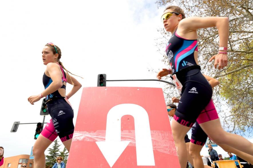 Campeonato de España de Duatlón - Imagen de un momento de la carrera a pie femenina.