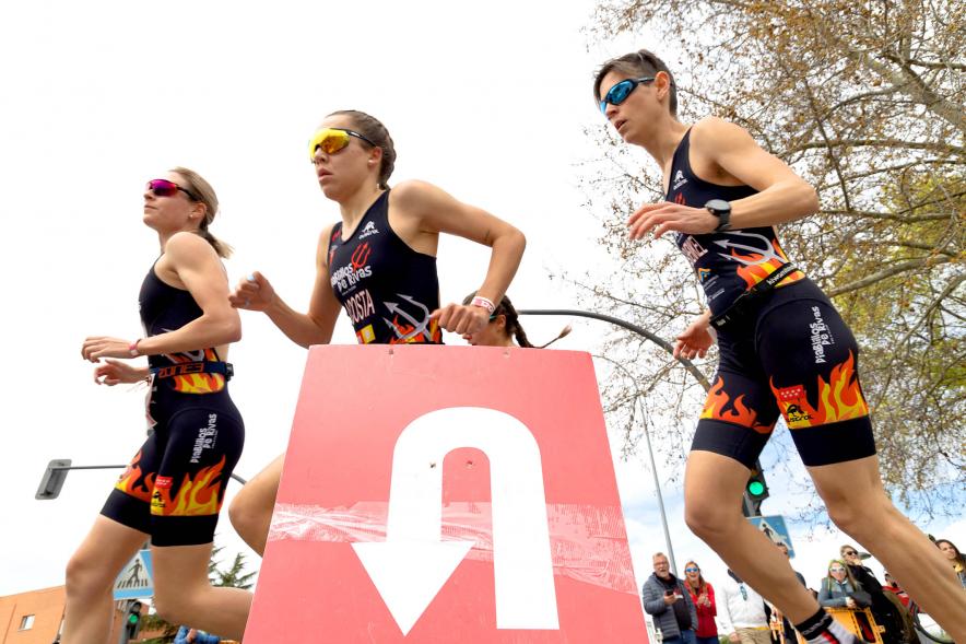  Campeonato de España de Duatlón - Imagen de un momento de la carrera a pie femenina.
