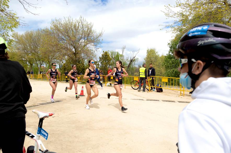 Campeonato de España de Duatlón - Imagen de un momento de la carrera a pie femenina.