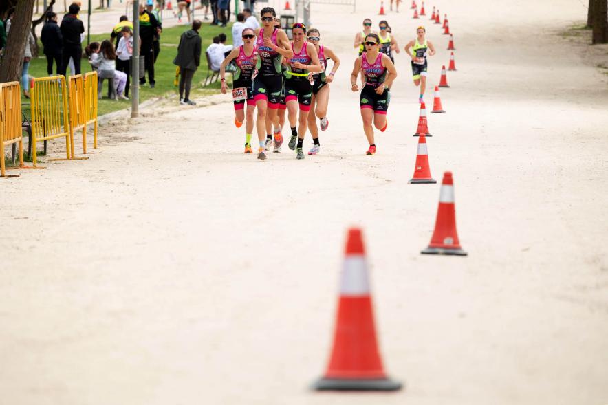 Campeonato de España de Duatlón -  Imagen de un momento de la carrera a pie femenina.