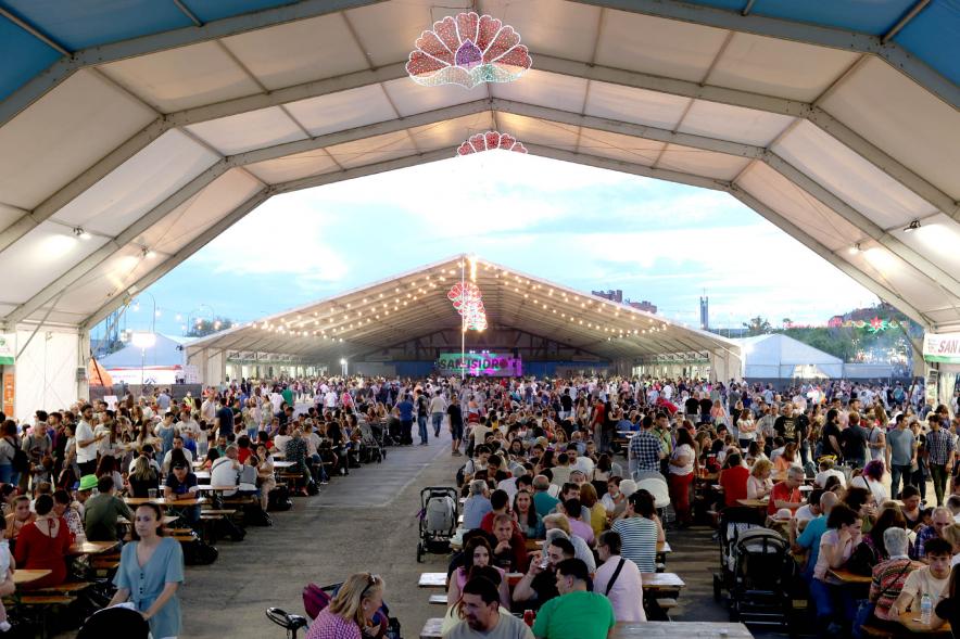 Ambiente en el recinto ferial