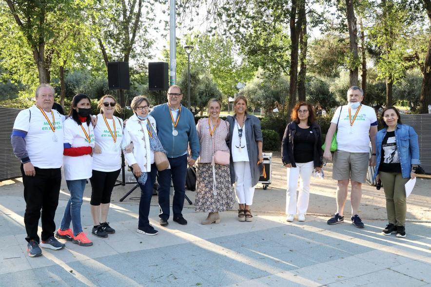 Semana del Mayor 2022 - Gymkana Intergeneracional - Posado de los ganadores de la Gymkana.