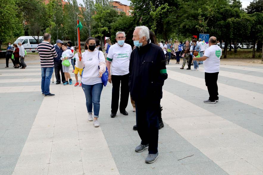 Semana del Mayor 2022 - Gymkana Intergeneracional -  Imagen del  numeroso grupo de participantes.