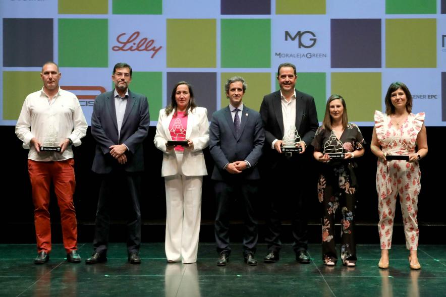 XXIV Gala Fundal - Posado de los directores deportivos premiados con las autoridades municipales.