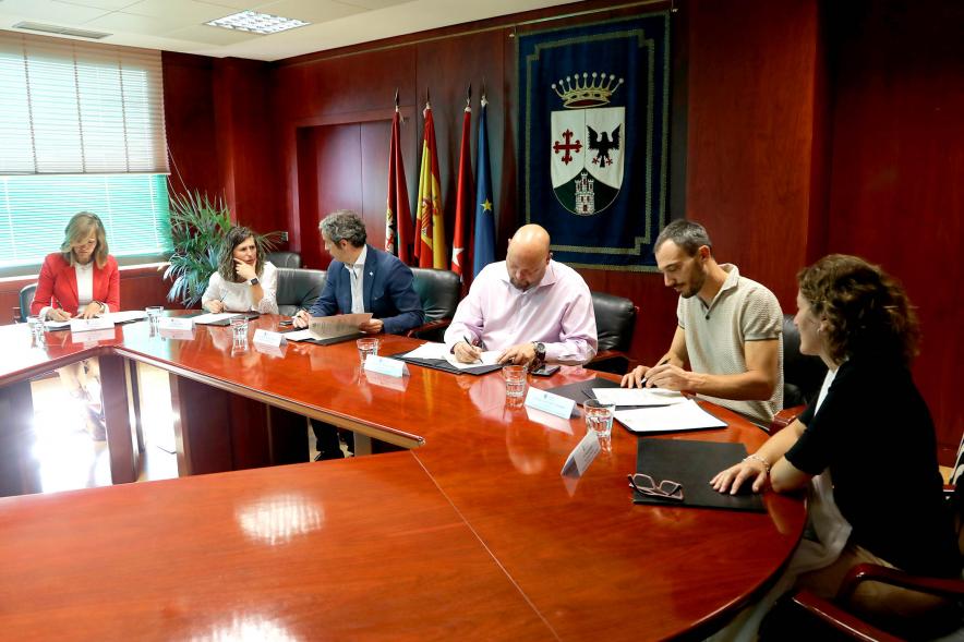 Momento de la firma