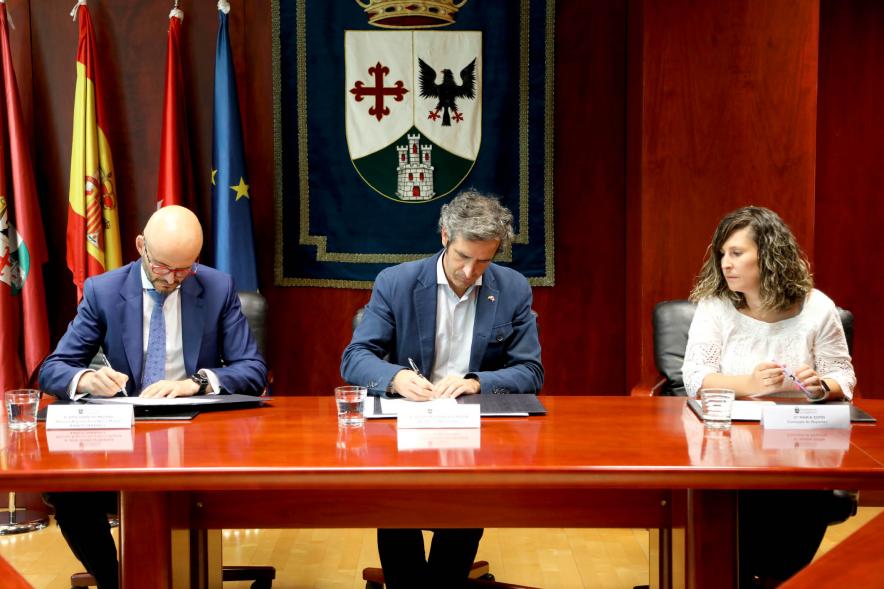 Momento de la firma