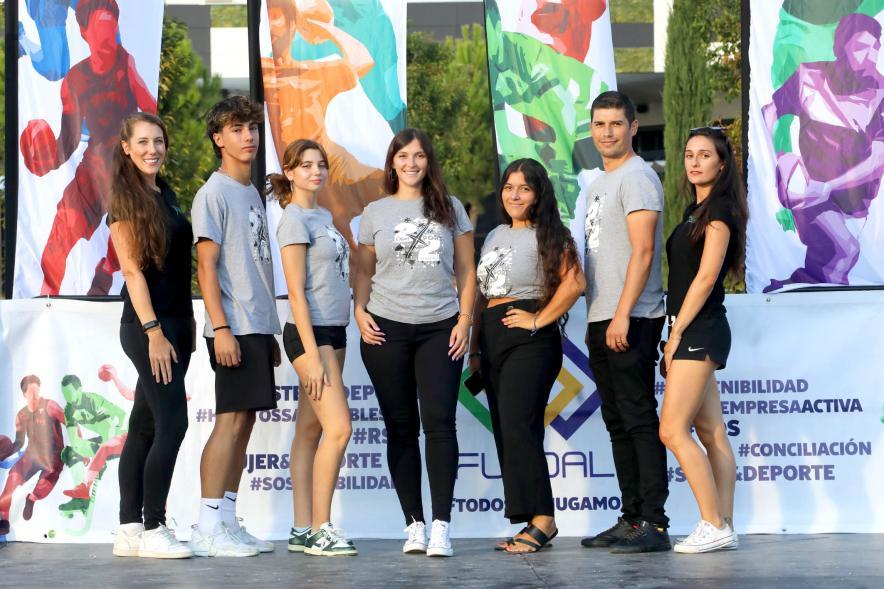 Presentación Equipos Fundal Temporada 2022-23 - Posado del equipo Cheerxport.