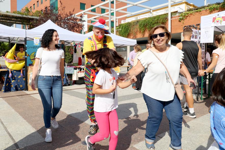 Feria de las Asociaciones 2022 - Imagen de los animadores de la feria.