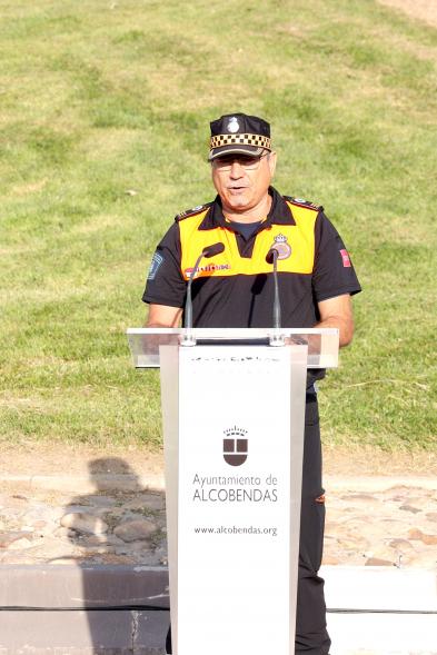 Inauguración Plaza Voluntarios de Protección Civil - Primer plano del responsable de Protección Civil.