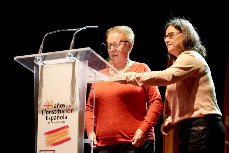 Actos de la Constitución 2022 - Imagen del discurso de una alcobendense  homenajeada.