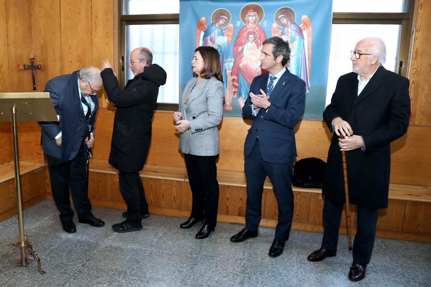 Elección del Prioste Mayor Fiestas Virgen de la Paz 2023 -  Imagen de la imposición del Cordón al nuevo Prioste Mayor.
