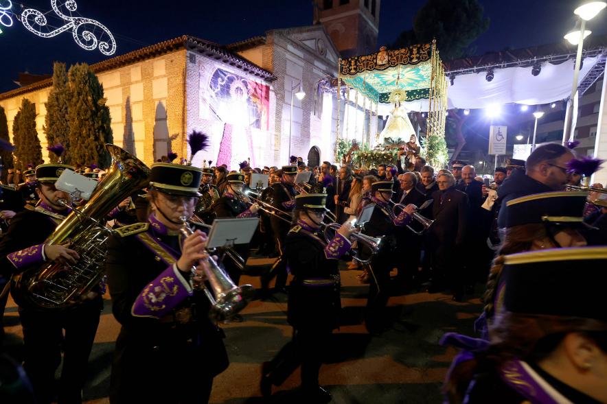 Procesión Virgen de la Paz 2023 - Imagen de un momento de la actuación de la banda de música.
