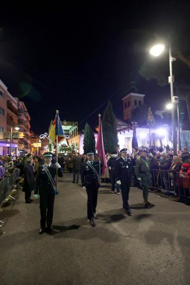 Procesión Virgen de la Paz 2023 - Imagen de un momento de la procesión, las autoridades militares que preceden el paso de la Virgen.