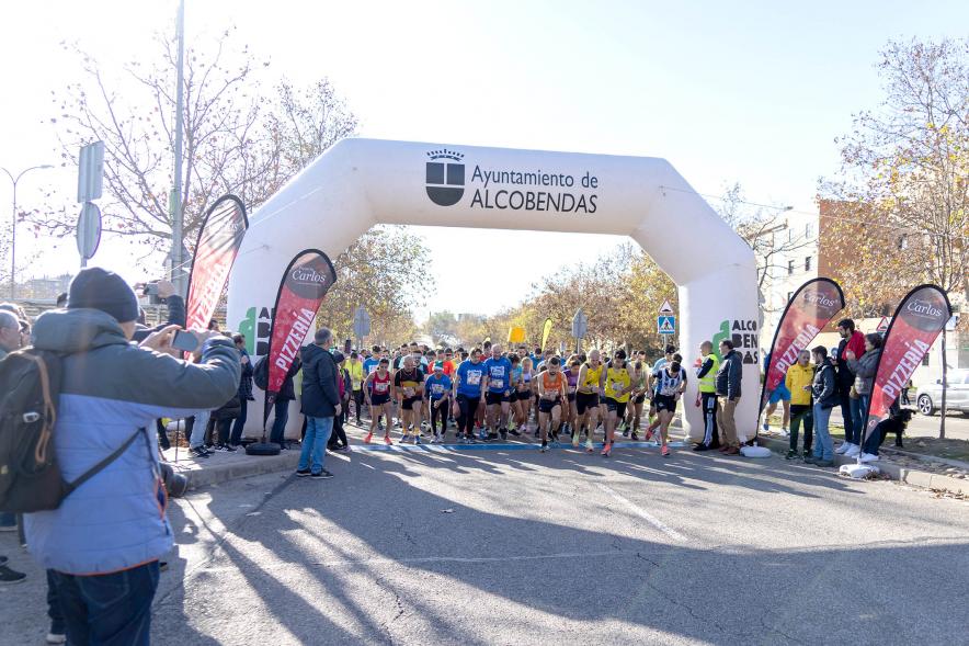 San Silvestre 2022 - Imagen de los corredores en la línea de salida.