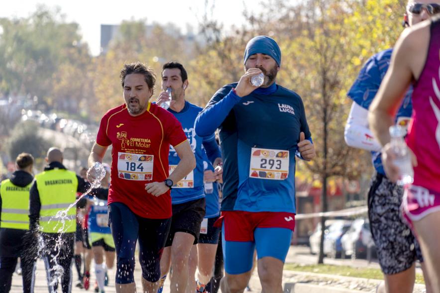 San Silvestre 2022 - Imagen de algunos corredores durante la carrera.