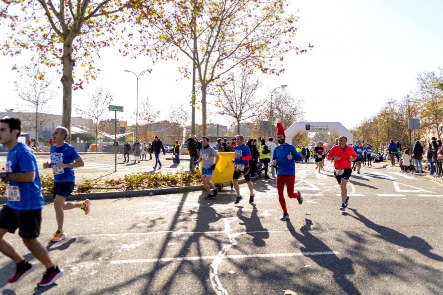 San Silvestre 2022 - Imagen de algunos corredores durante la carrera.