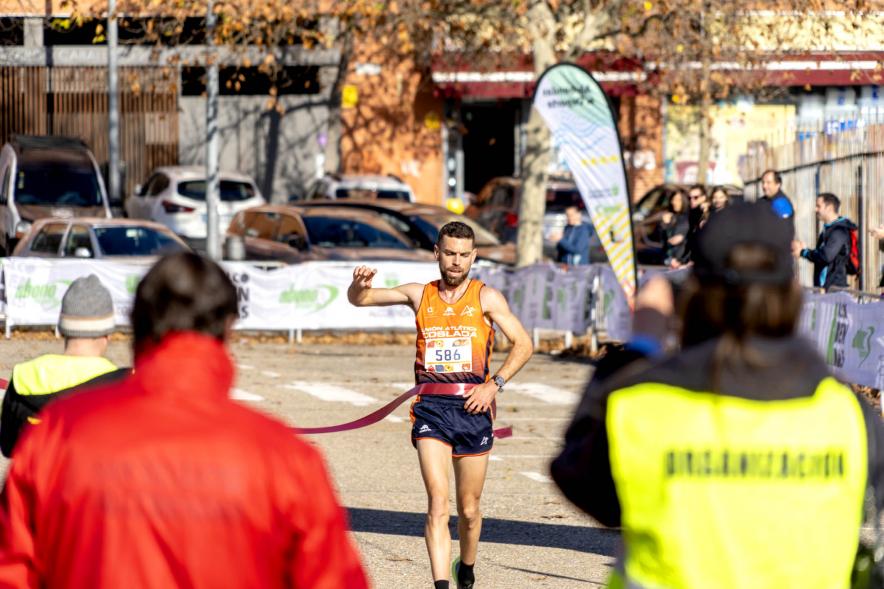 San Silvestre 2022 - Imagen de un corredor durante la carrera.