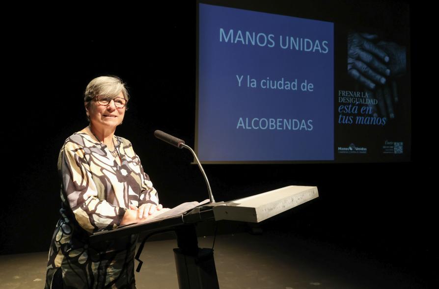 Presentación del libro Sinfonía de Palabras 2023 "La Magia" -  Discurso de agradecimiento  de un miembro de  la asociación cultural. 