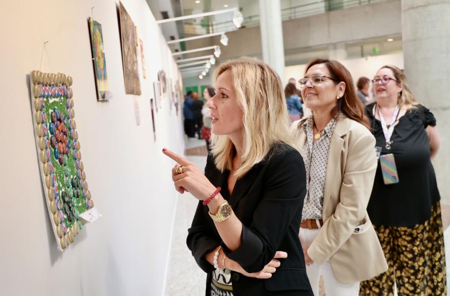 Inauguración exposición de arte "Salud mental, salud mundial"