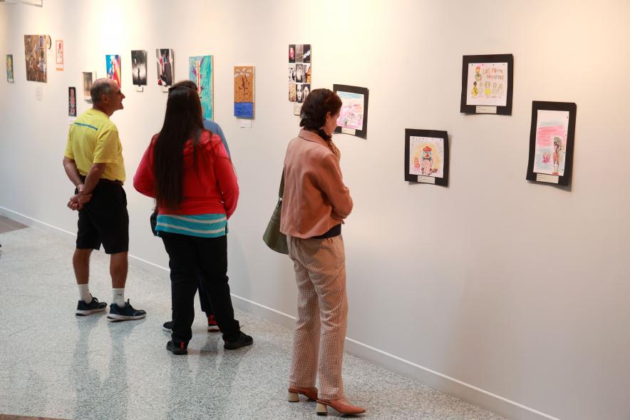 Inauguración exposición de arte "Salud mental, salud mundial"