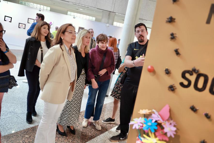 Inauguración exposición de arte "Salud mental, salud mundial"
