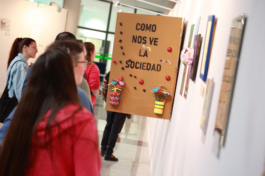 Inauguración exposición de arte "Salud mental, salud mundial"