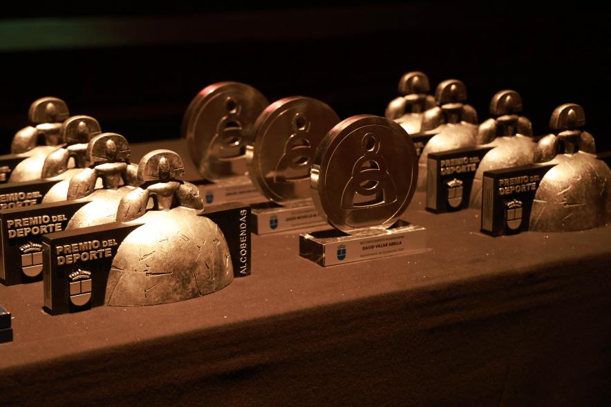 Gala del Deporte 2023, foto del premio en forma de menina