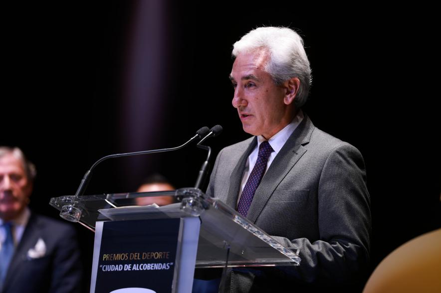 Gala del Deporte 2023, concejal de cultura dando un discurso