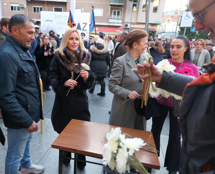 Ofrenda floral 2024, alcaldesa