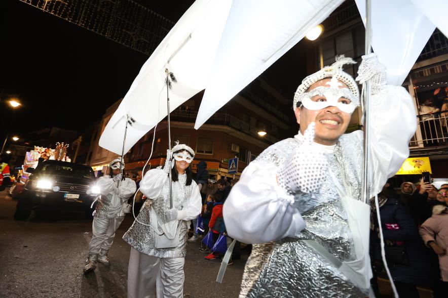 Cabalgata de los Reyes Magos 2024, participantes disfrazados de estrella