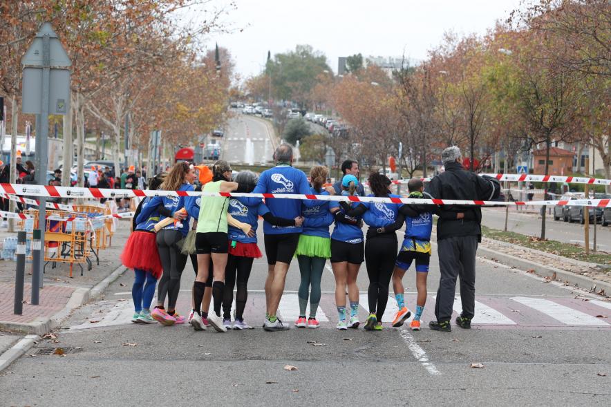 San Silvestre 2023, corredores en la línea de salida