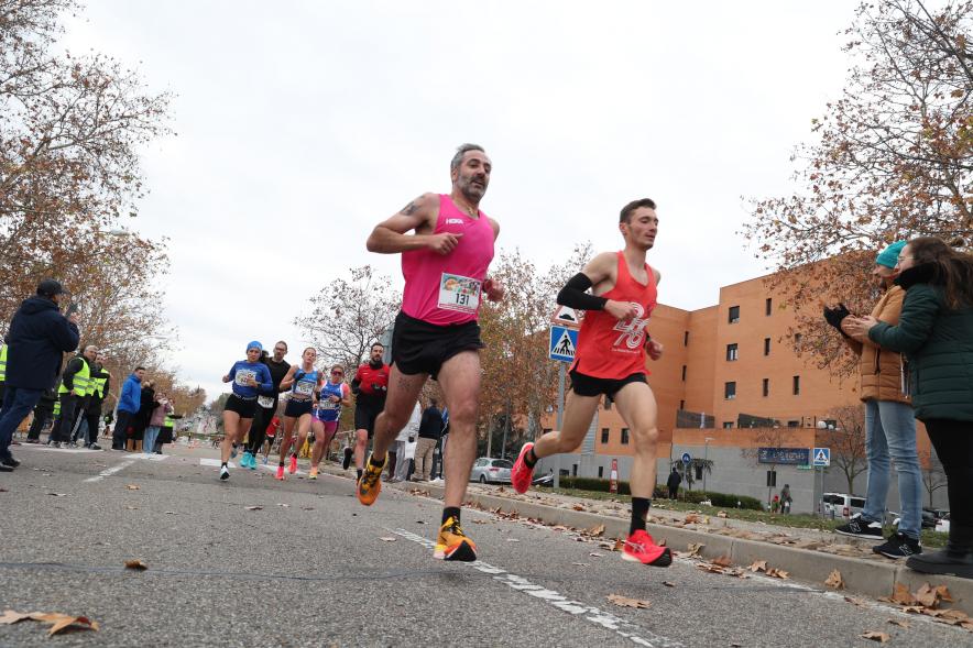 San Silvestre 2023, corredores corriendo 
