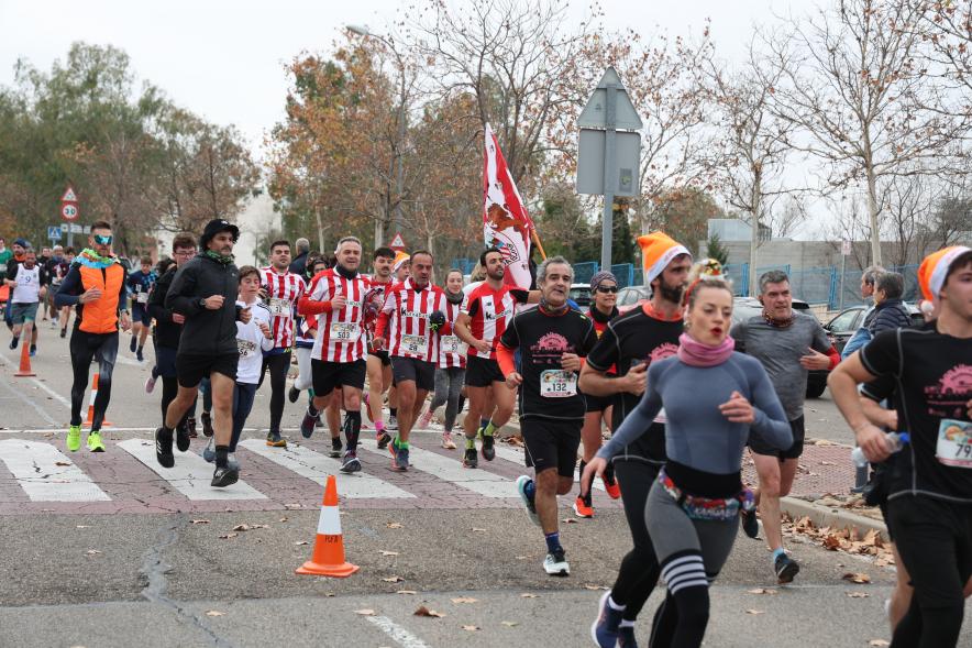 San Silvestre 2023, corredores corriendo