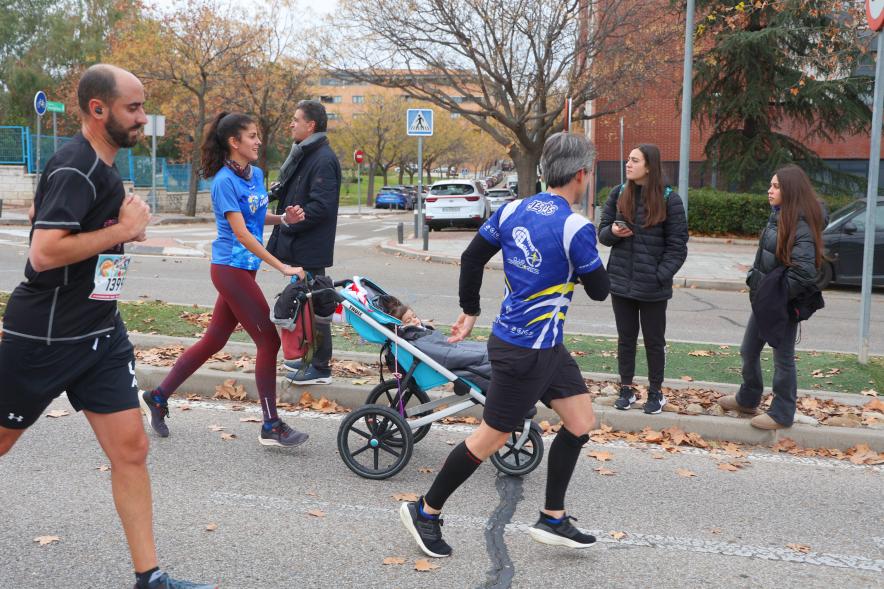 San Silvestre 2023, corredores corriendo