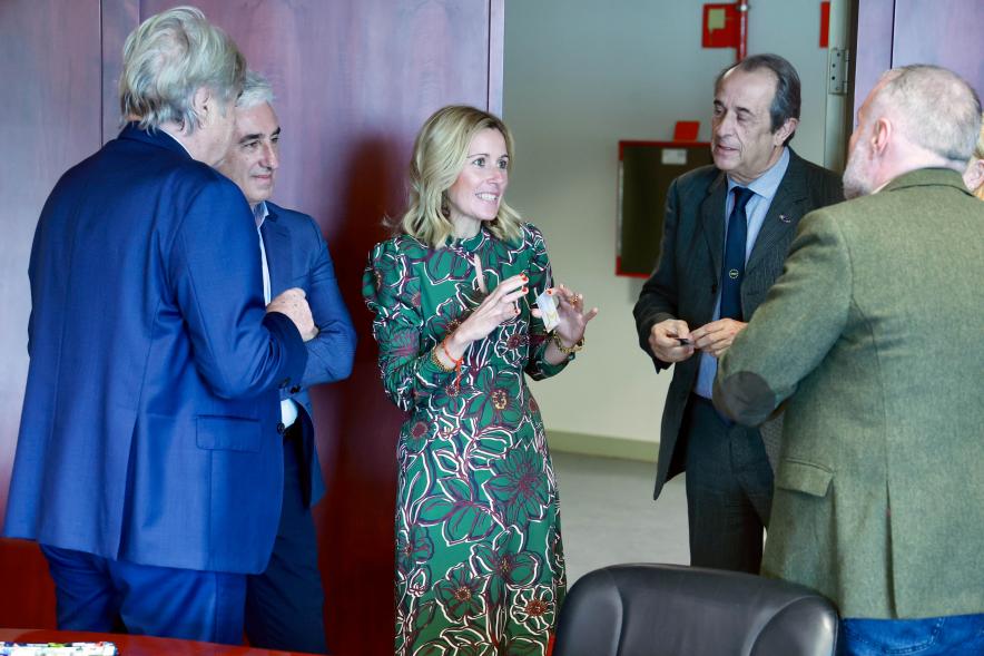 Reunión con la Asociación de Ciudades Europeas del Deporte (ACES Europa), alcaldesa y demás autoridades