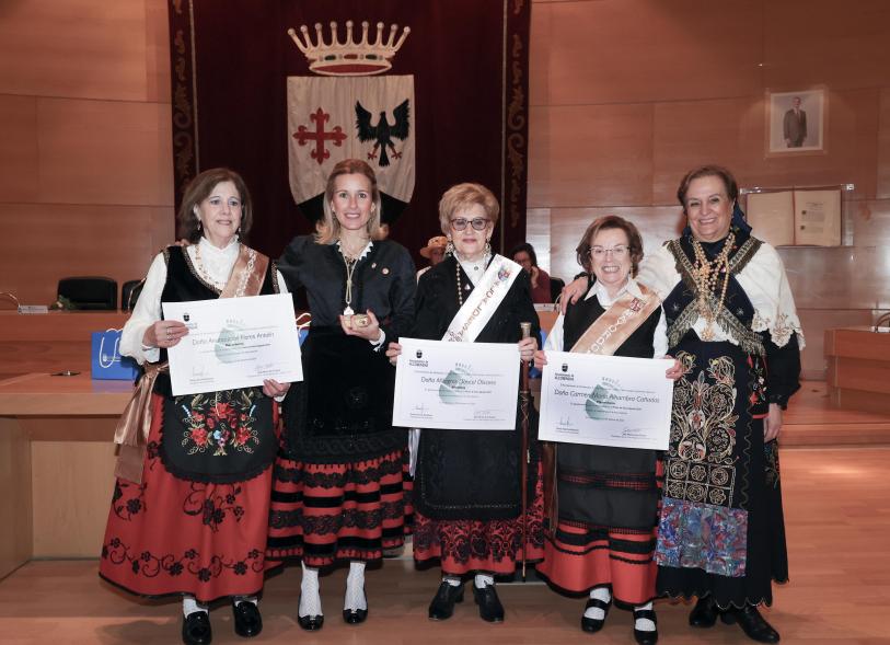 Fiesta de las Águedas 2024, alcaldesa con regidoras