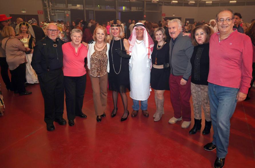 Gran Fiesta de Carnaval 2024, asistentes con la alcaldesa
