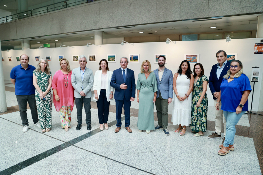 Inauguración exposición fotográfica "Maravillas de Eslovenia", fotografía de familia