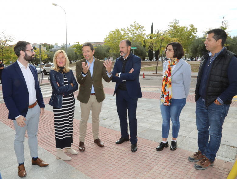Colocación de la primera piedra de 36 nuevos alojamientos dotacionales, presentación